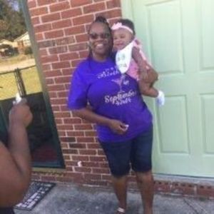 Meet your Posher, Elaine